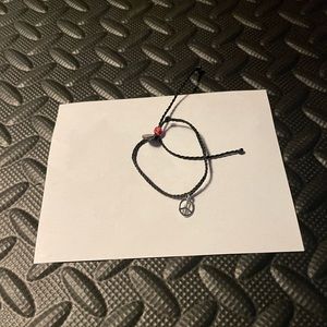 Pura Vida peace sign charm bracelet